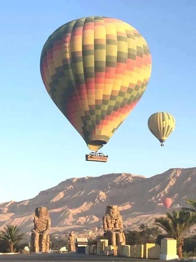 Bob Marley Bed & Breakfast & Restaurant Luxor