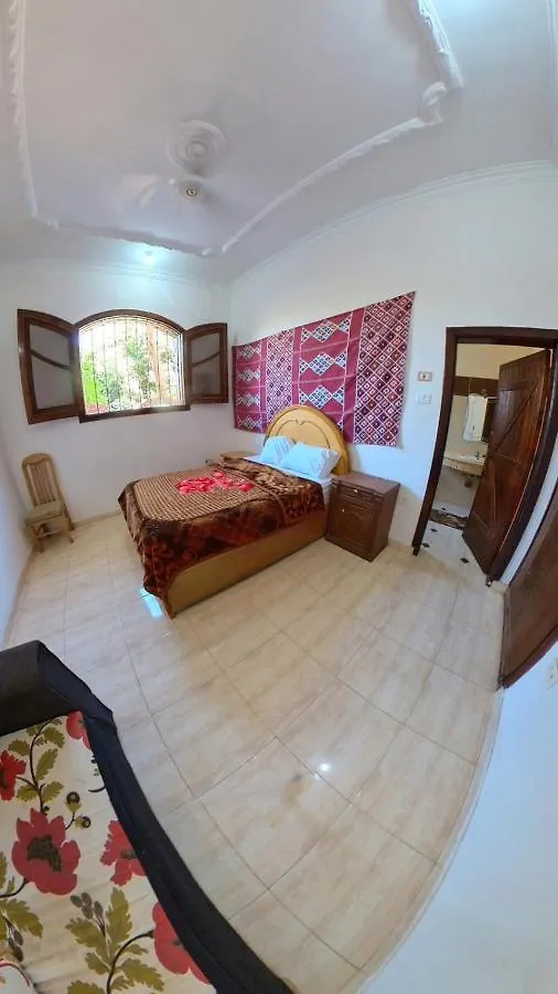 Bob Marley Bed & Breakfast & Restaurant Luxor
